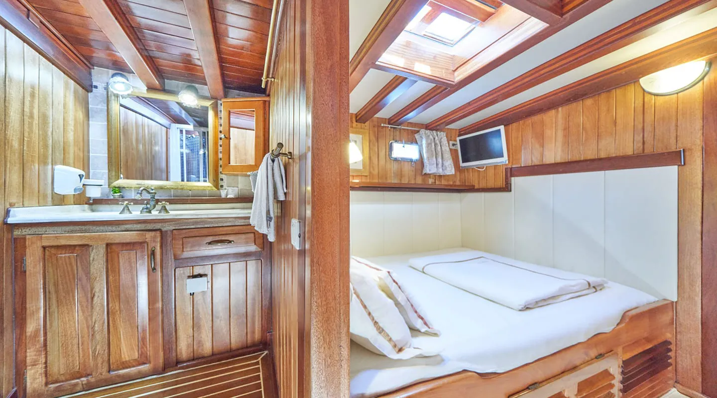 LIBRA Double cabin