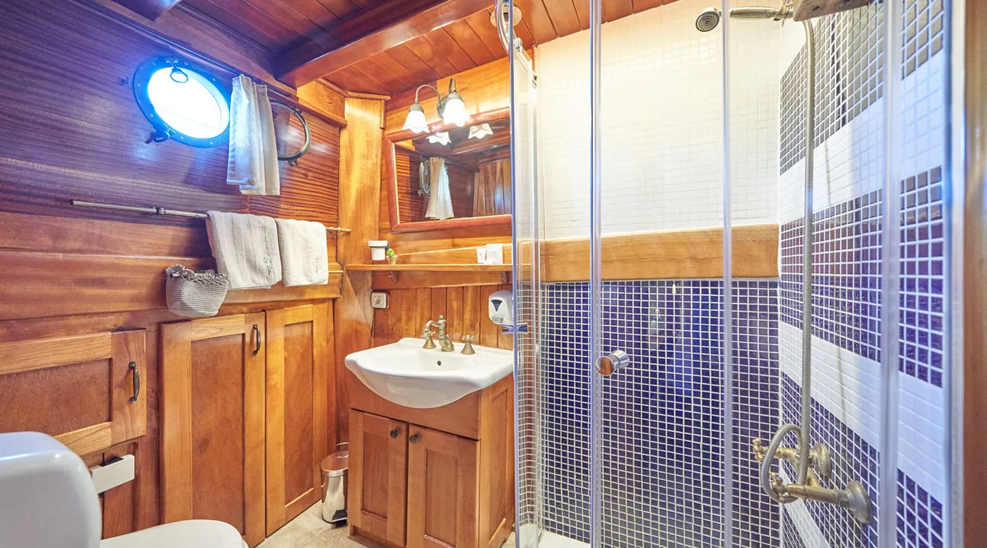 LIBRA Master cabin en suite