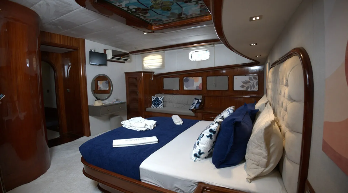 LUCE DEL MARE Double cabin