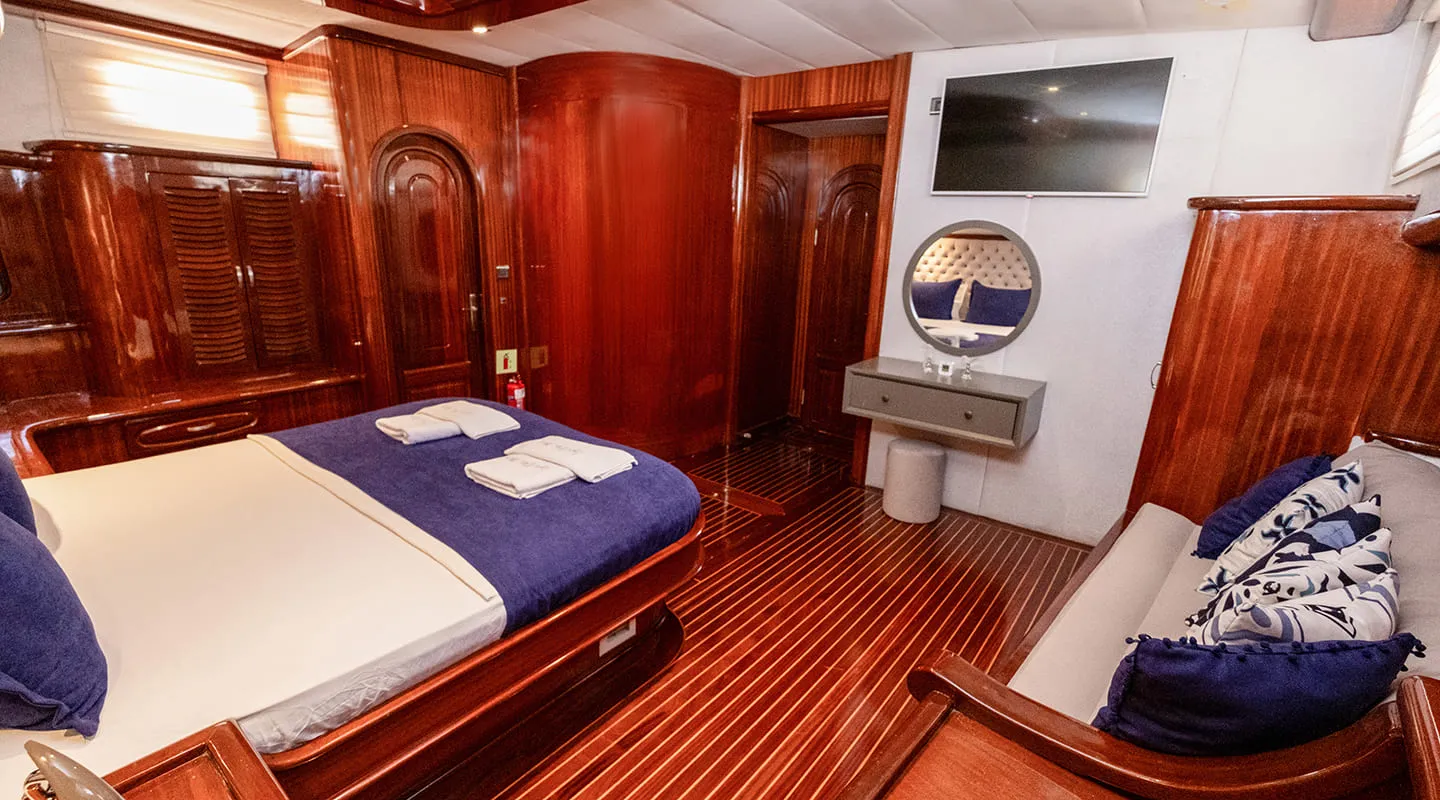 LUCE DEL MARE Master cabin