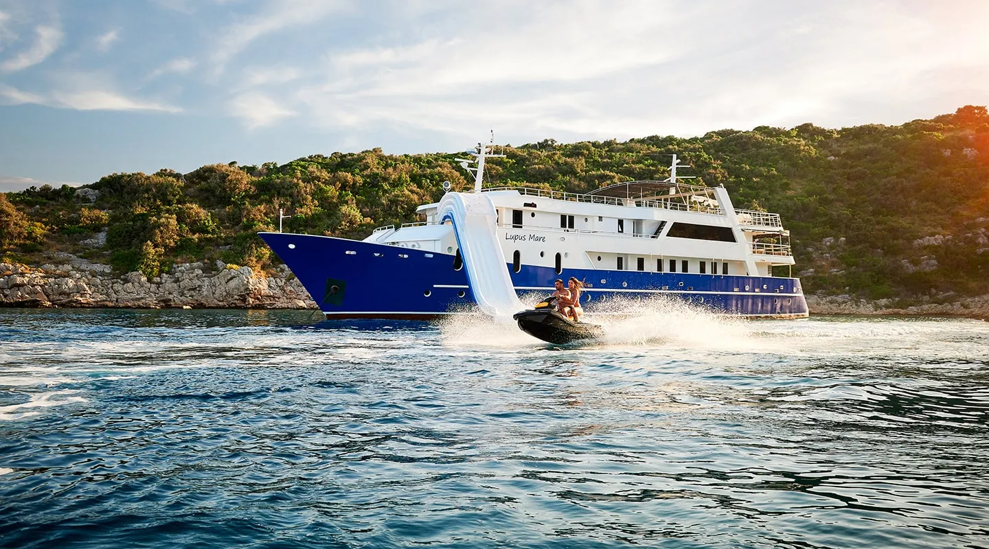 LUPUS MARE Watersports
