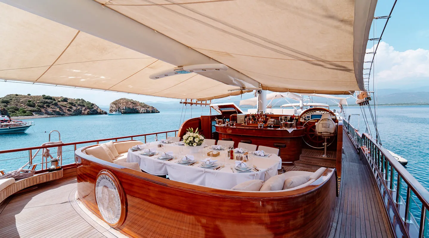 LYCIAN QUEEN Aft deck