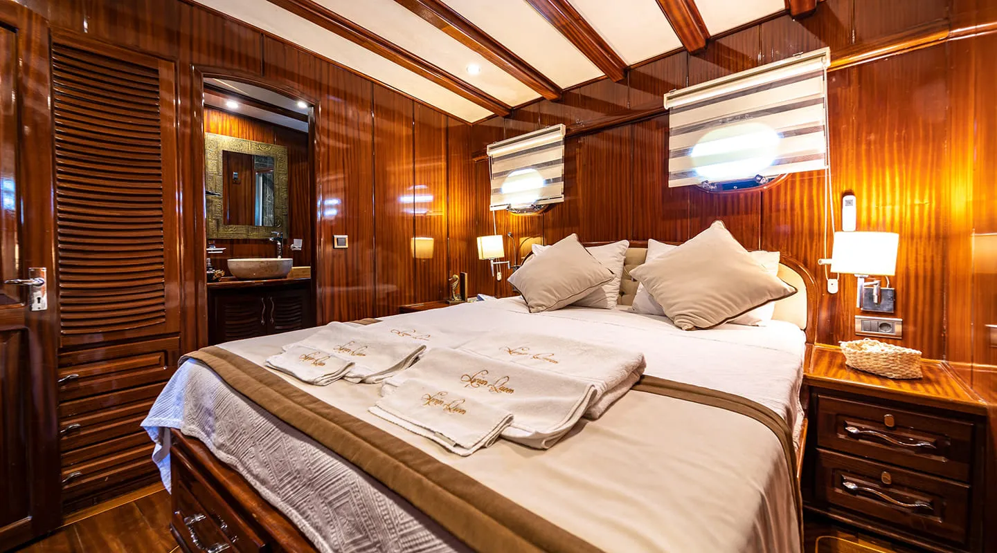 LYCIAN QUEEN Double cabin