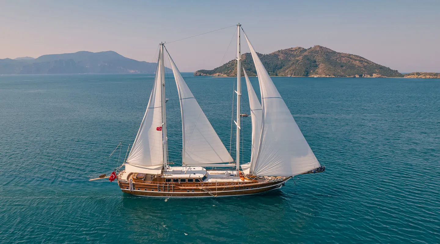 LYCIAN QUEEN Sailing