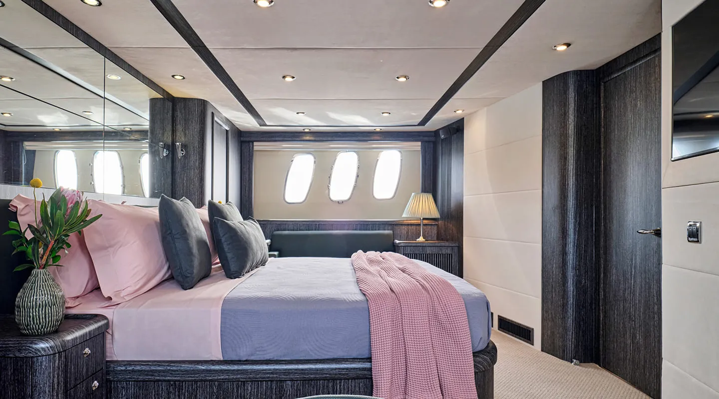 M FIVE Master cabin