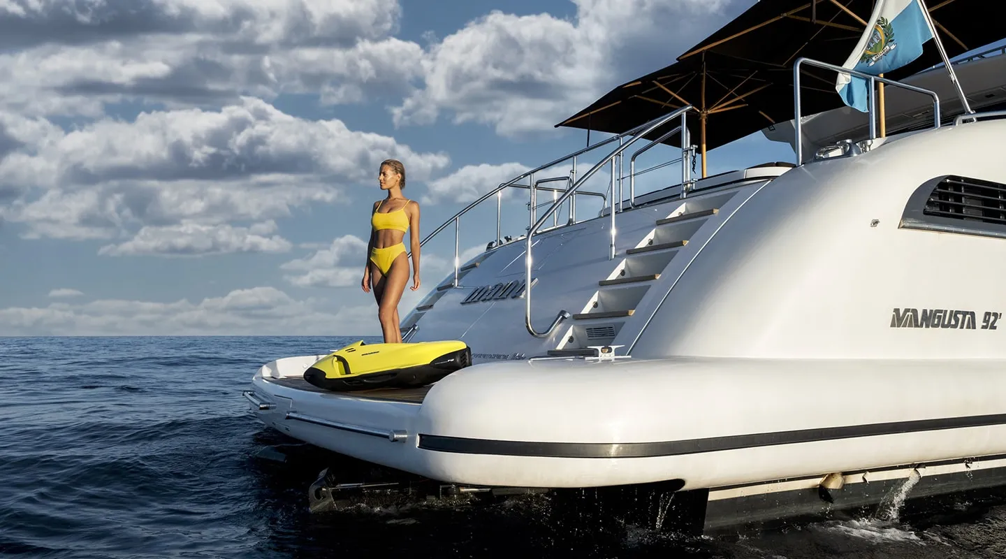 MANU Swim platform