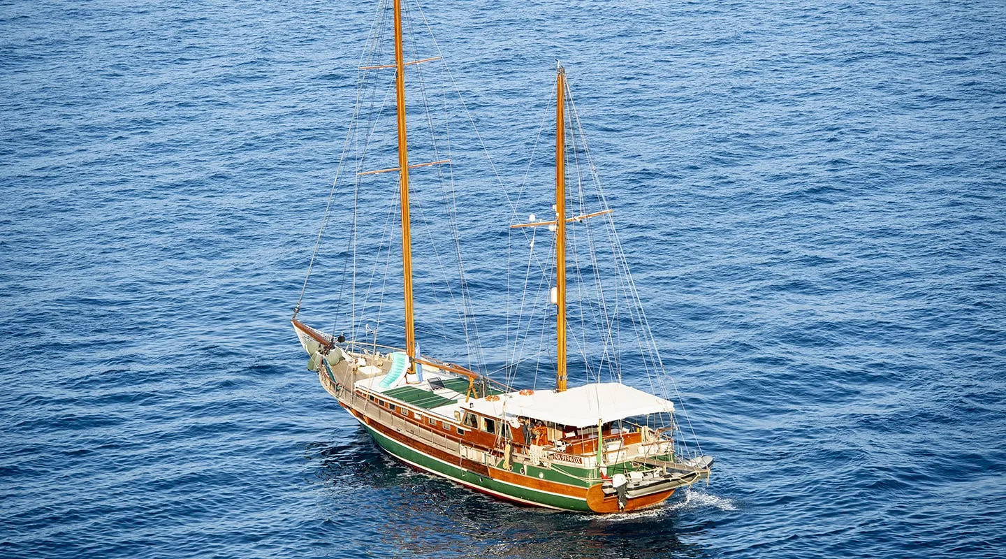 MARIA GIOVANNA Anchored