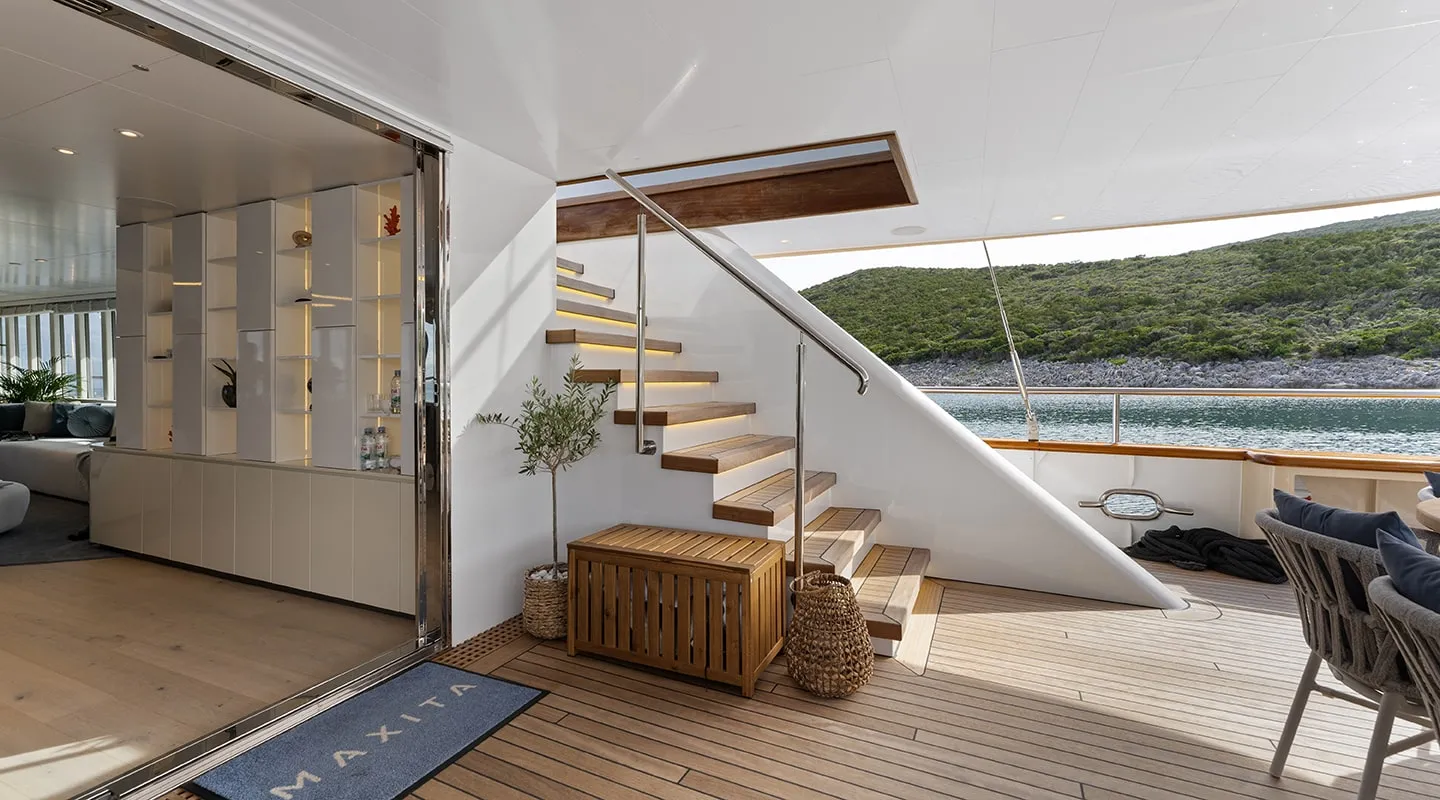 MAXITA Aft deck
