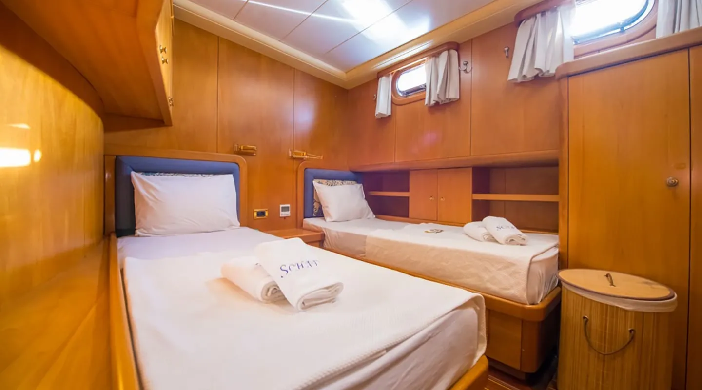 MEIN SCHATZ Twin cabin