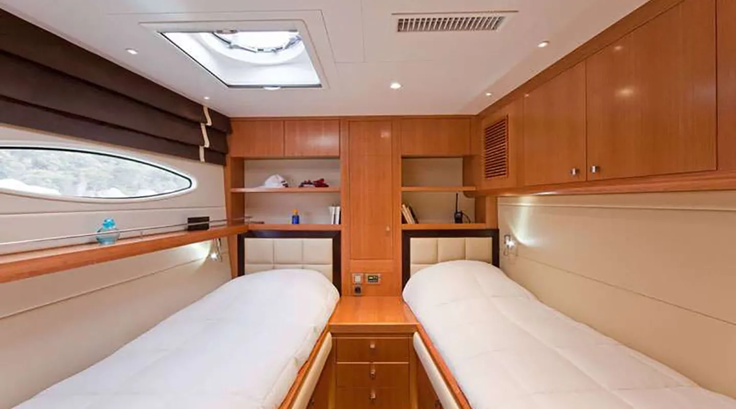 MOBY DICK Twin cabin