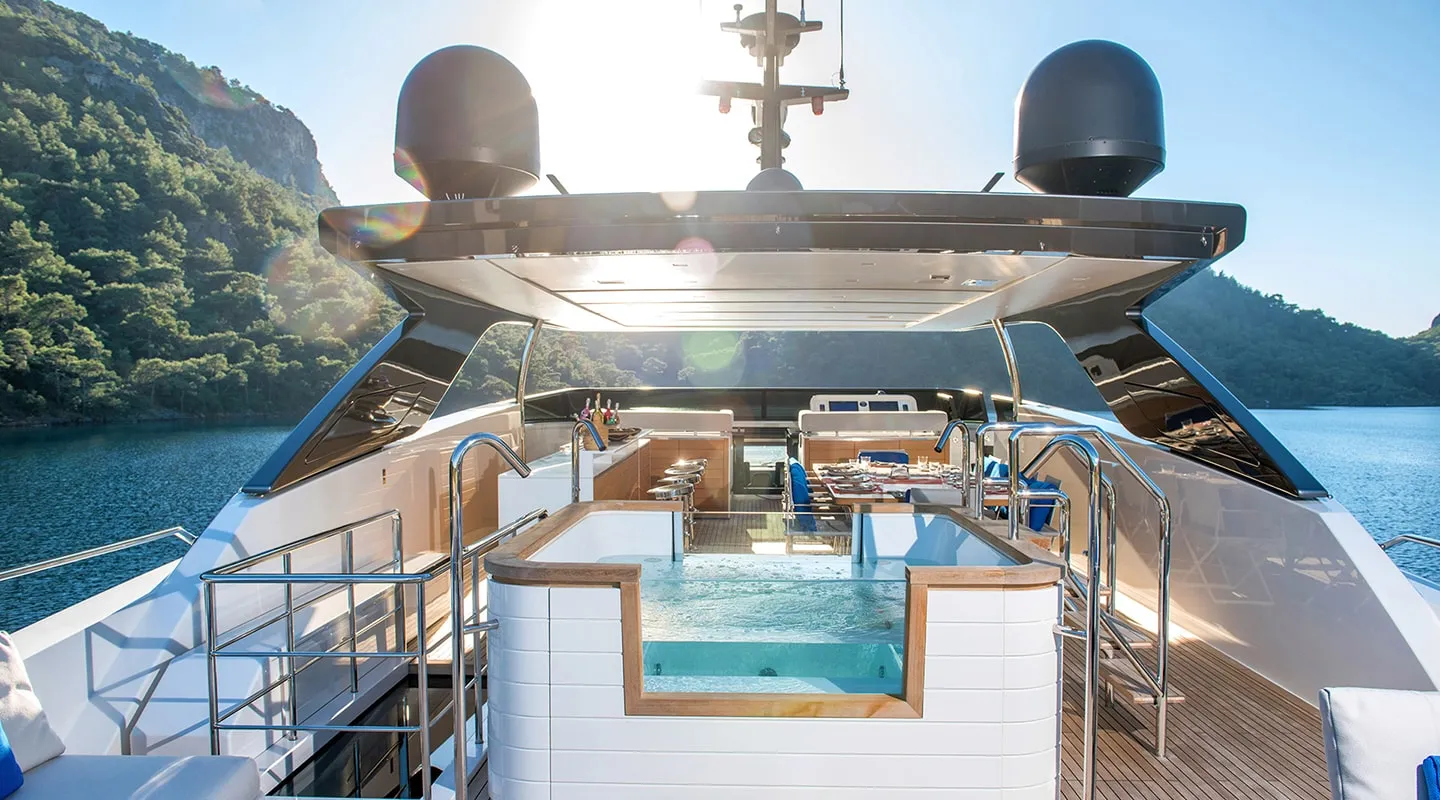 MORNING STAR Flybridge