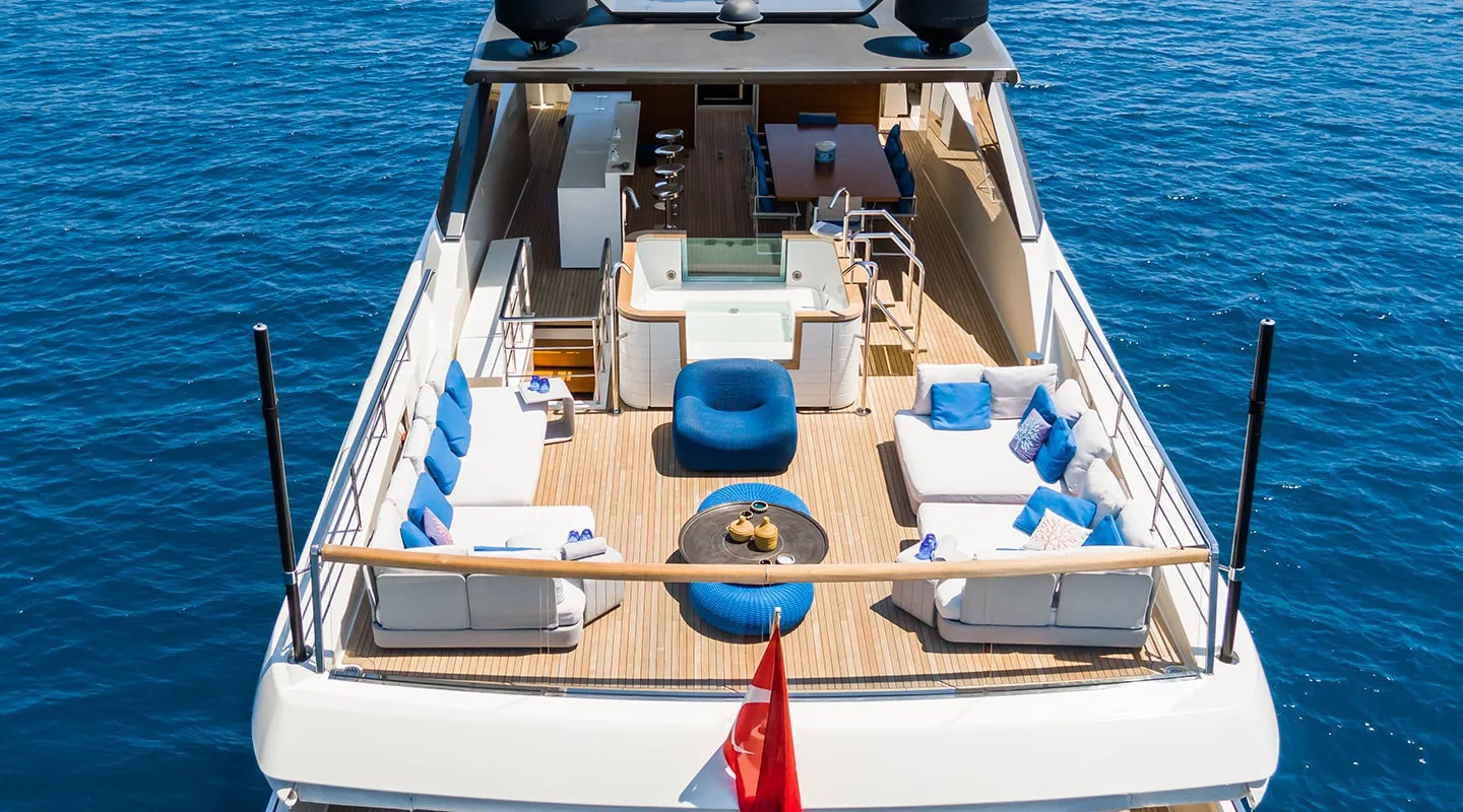 MORNING STAR Flybridge
