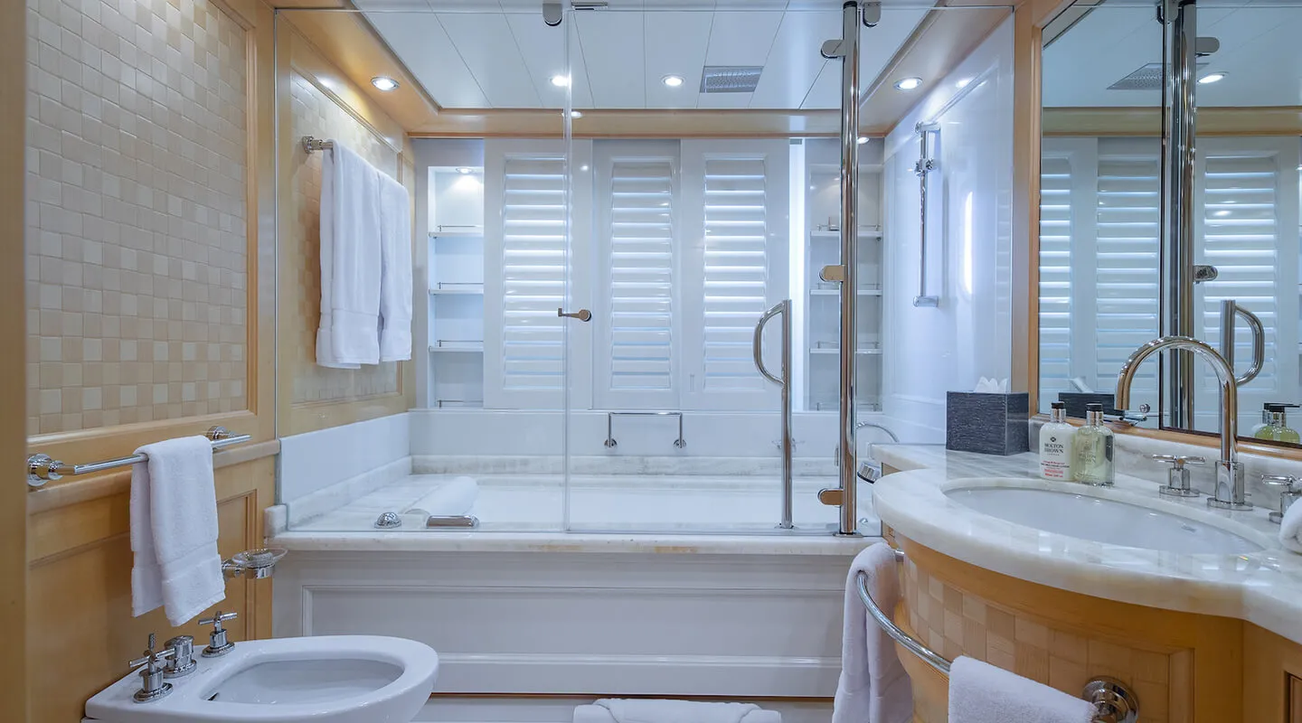 NITA K II Bathroom