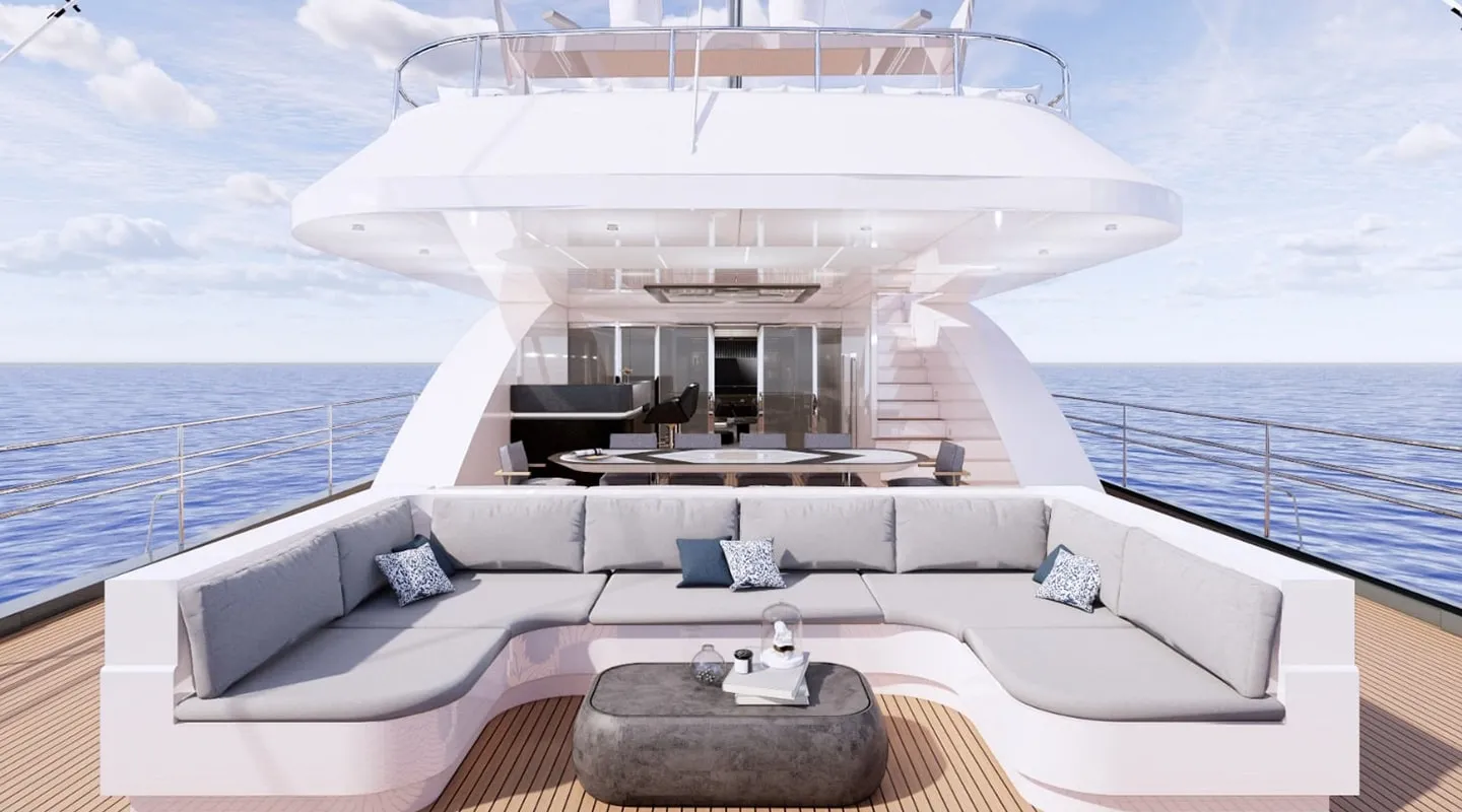 NORTH WIND Aft deck