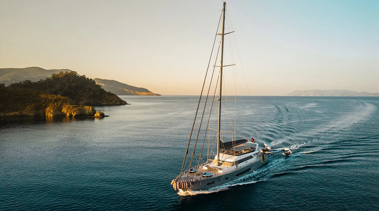 NORTH WIND Cruising