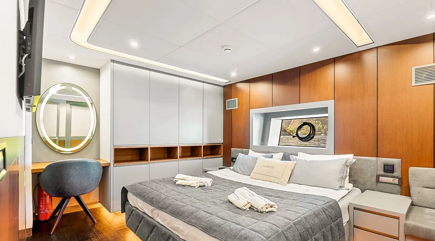 NORTH WIND Double cabin