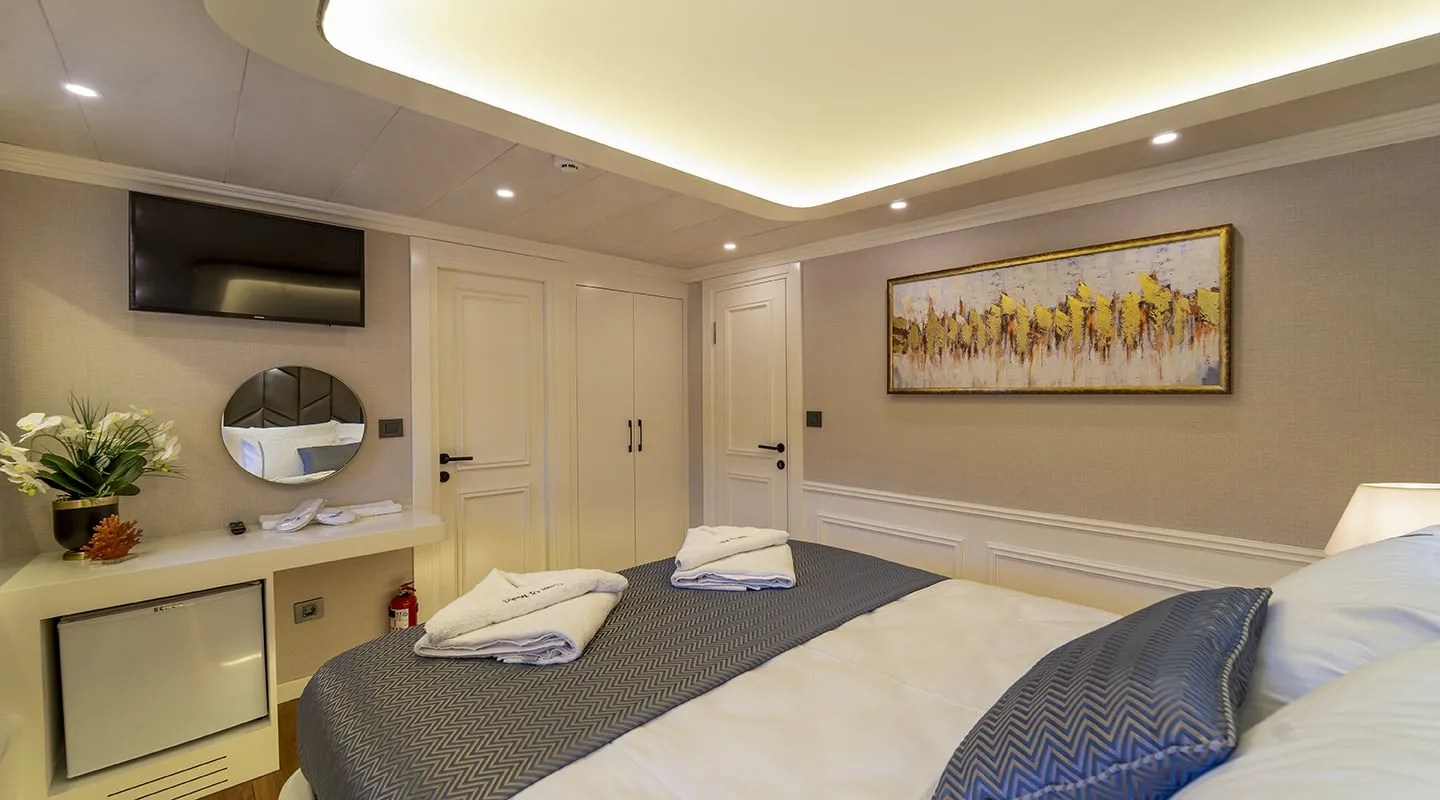 QUEEN OF MAKRI Double cabin