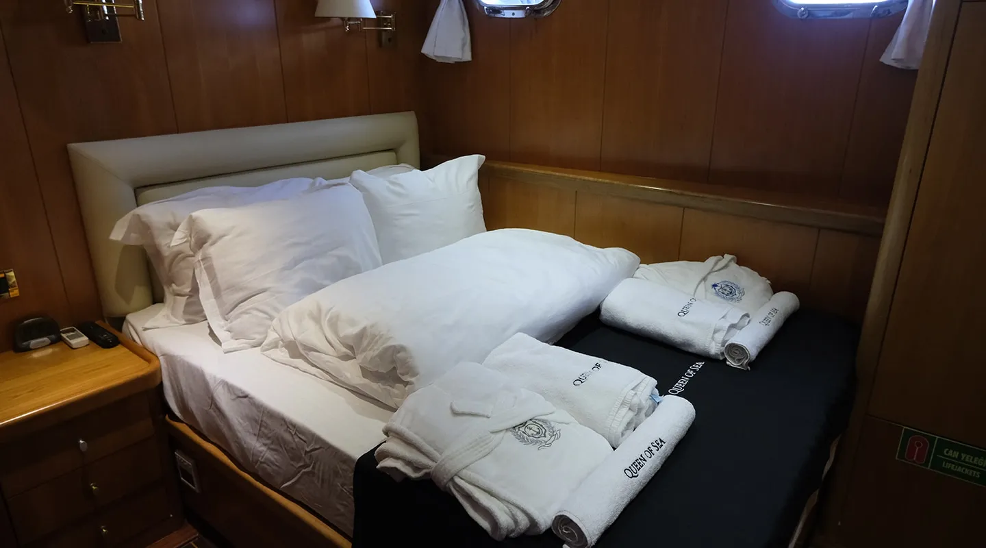 QUEEN OF SEA Double cabin