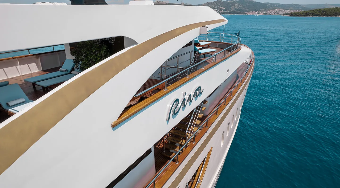 RIVA Side deck