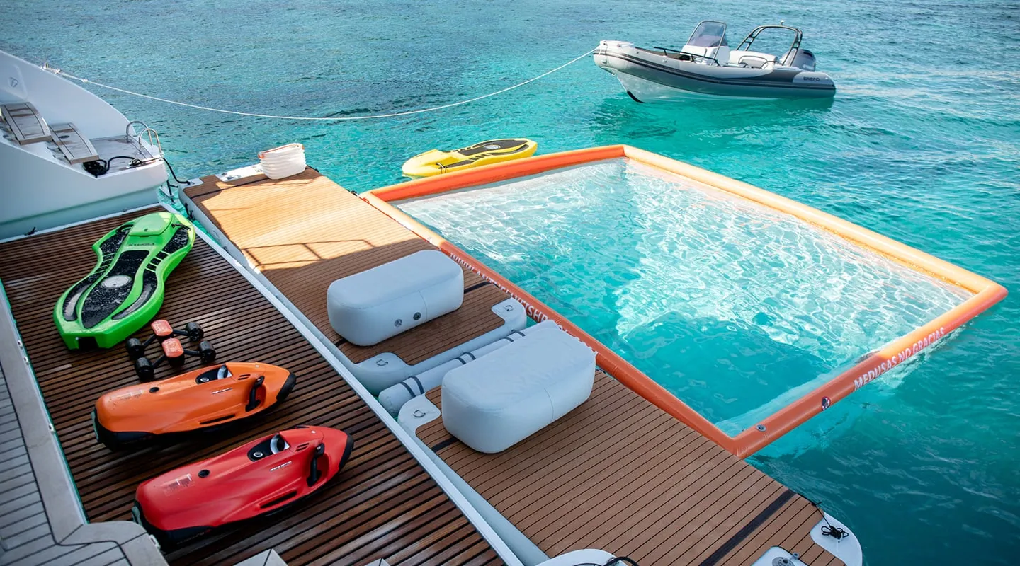 SUN BREEZE Swim platform