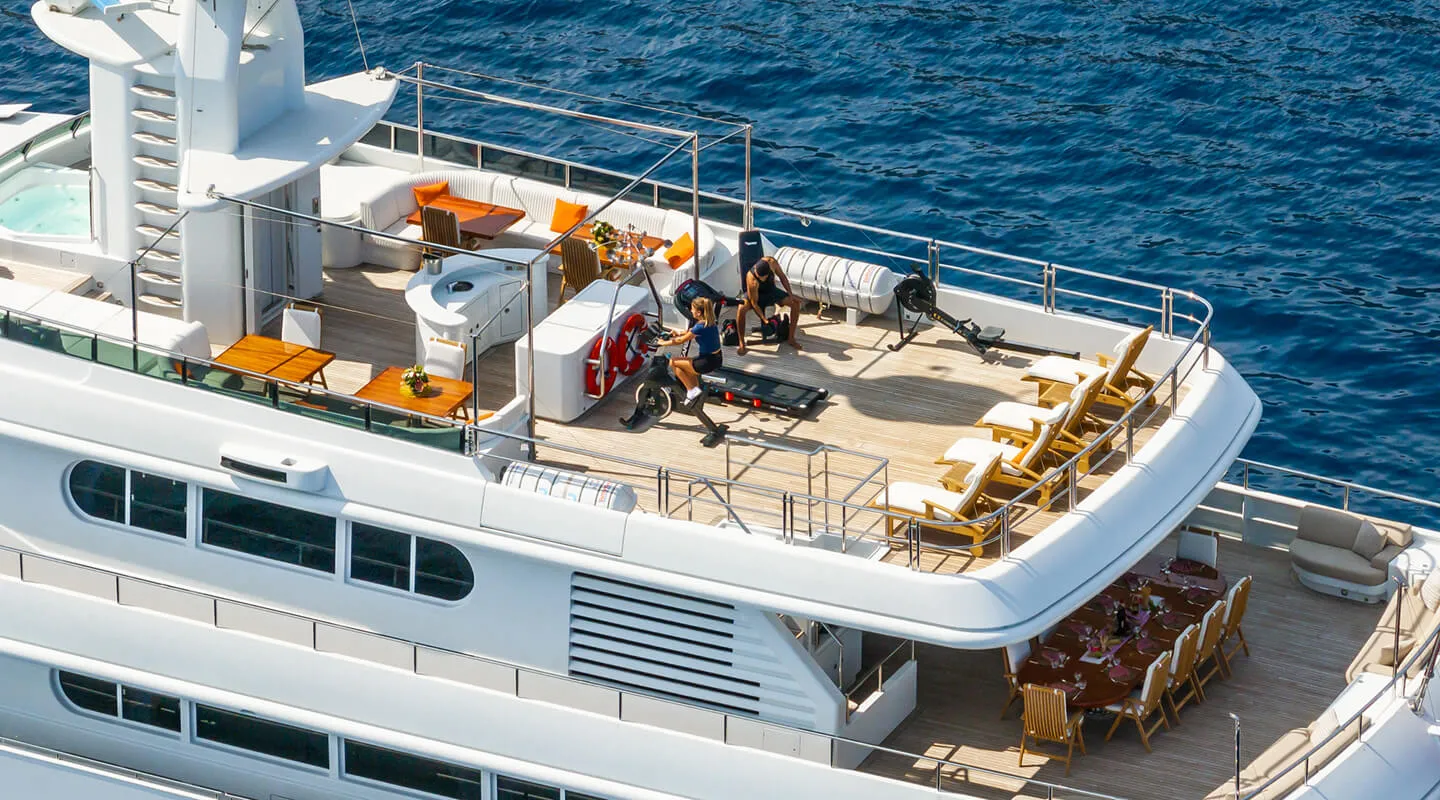 TE MANU Sun deck