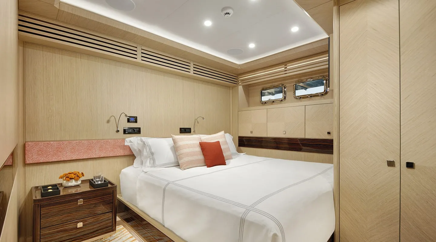 THAT'S AMORE Double cabin