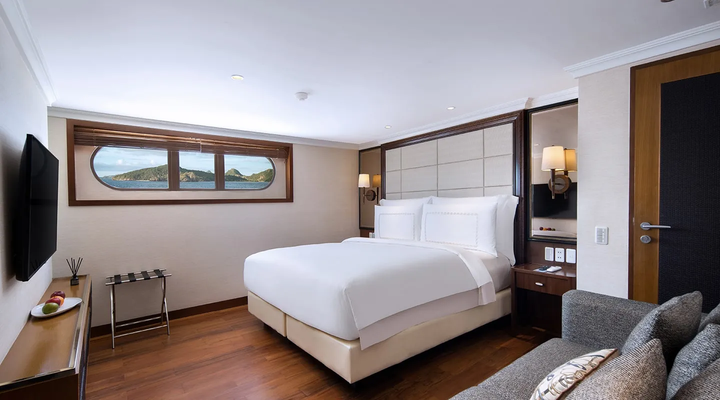 THE TRANS LUXURY YACHT Luxury suite