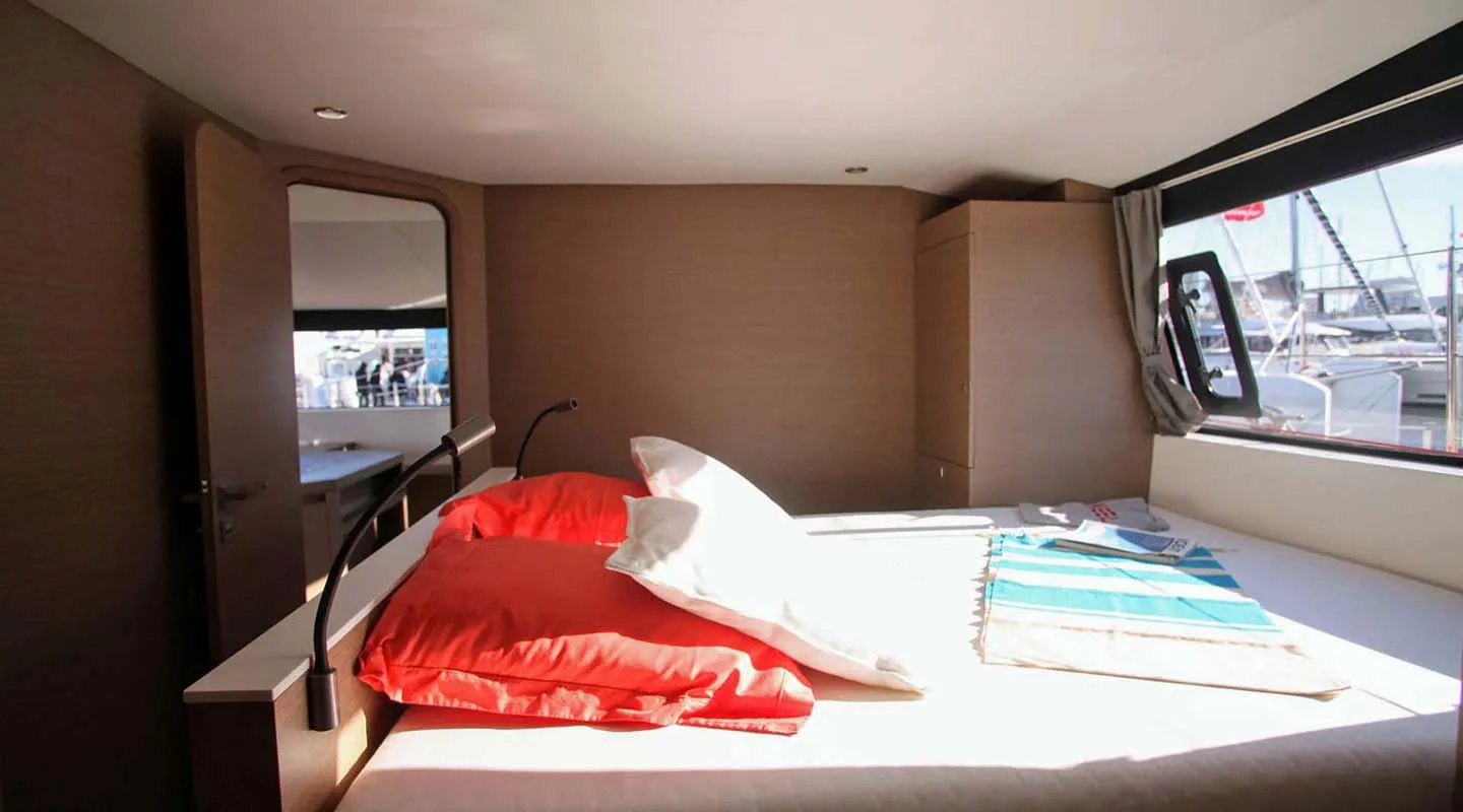 TRILOGY Double cabin