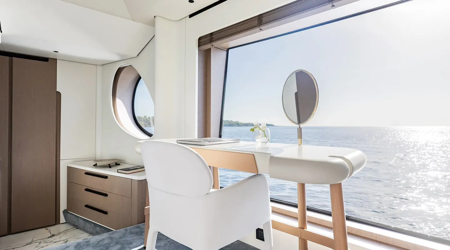 VIVA II Owner suite
