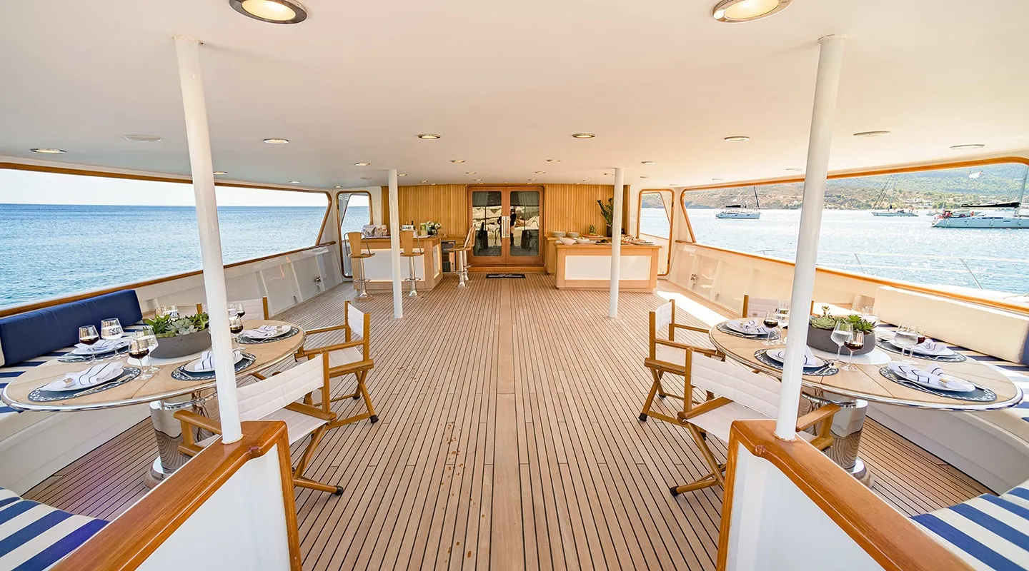 WIND OF FORTUNE Aft deck