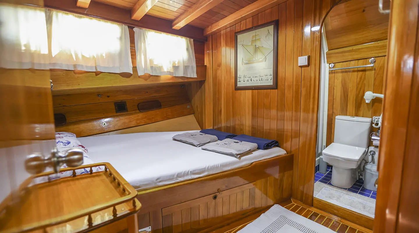 YA SELAM Double cabin