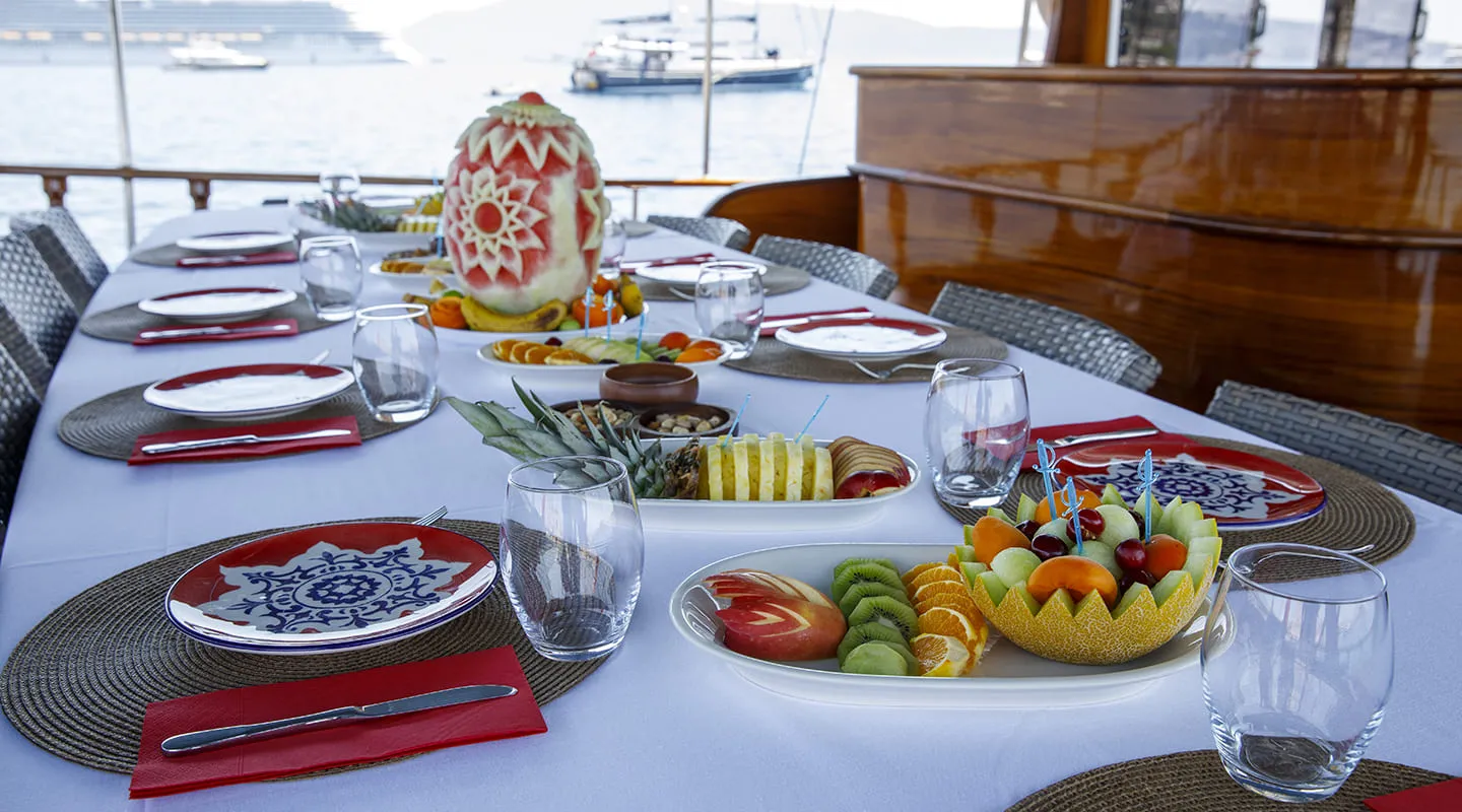 YA SELAM Food service