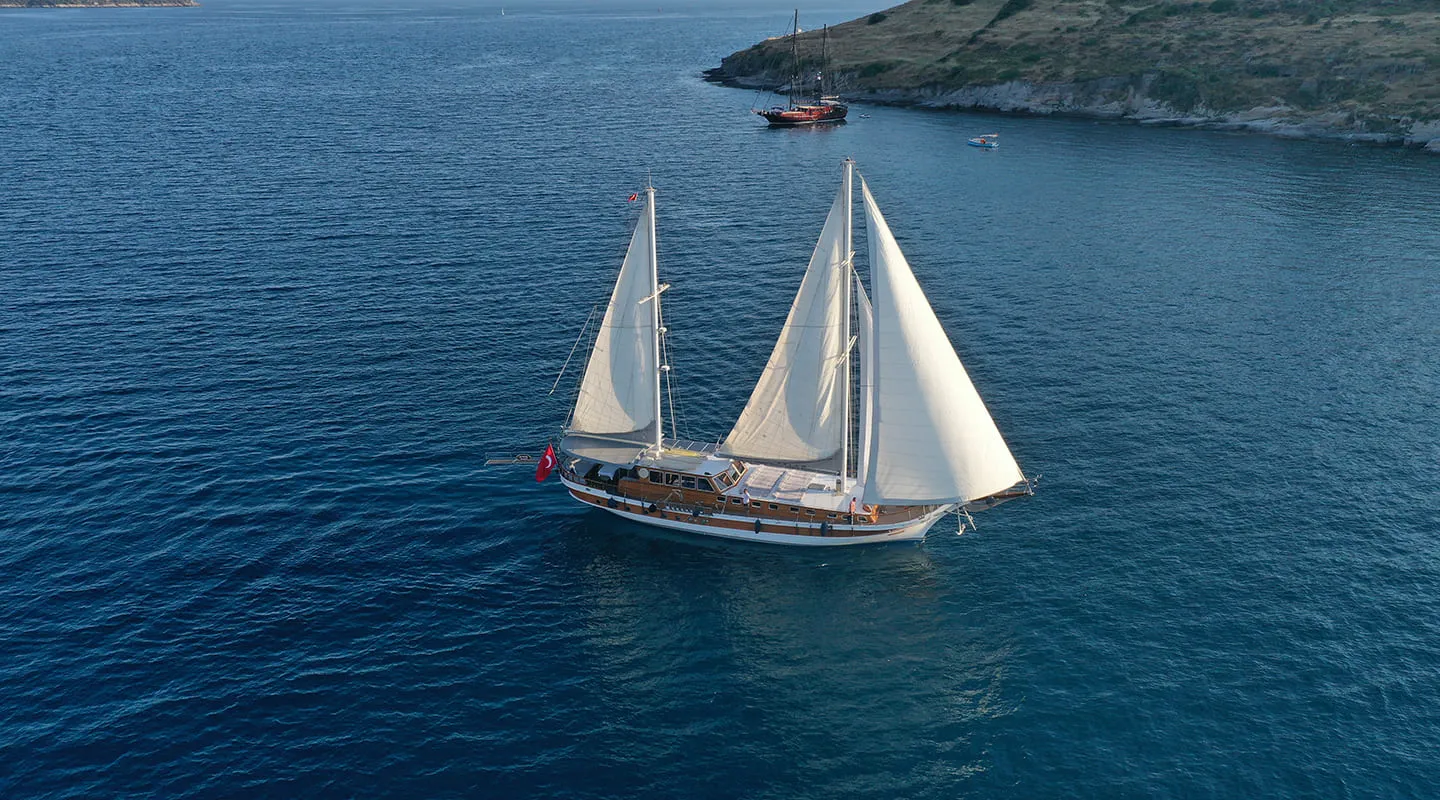 YA SELAM Sailing