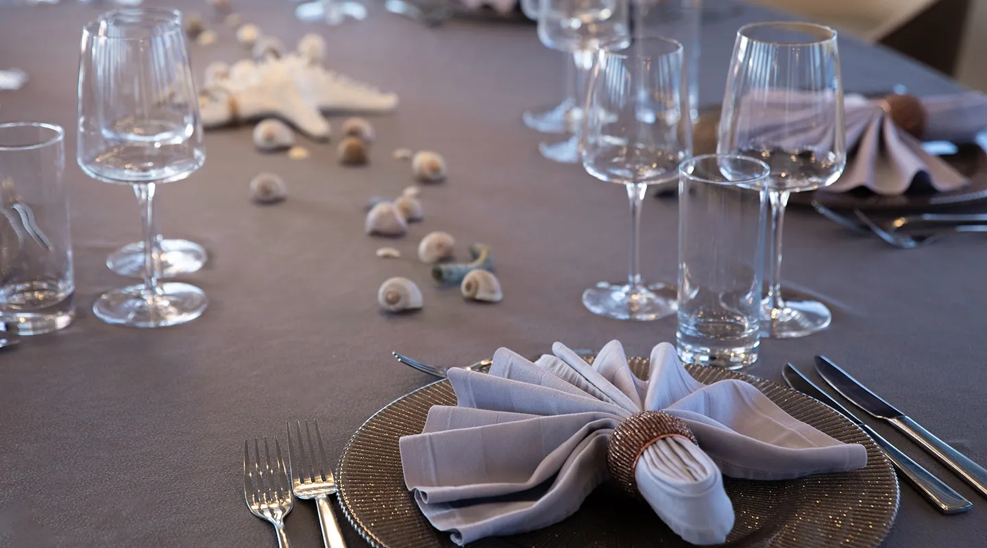 YOLO Table decoration