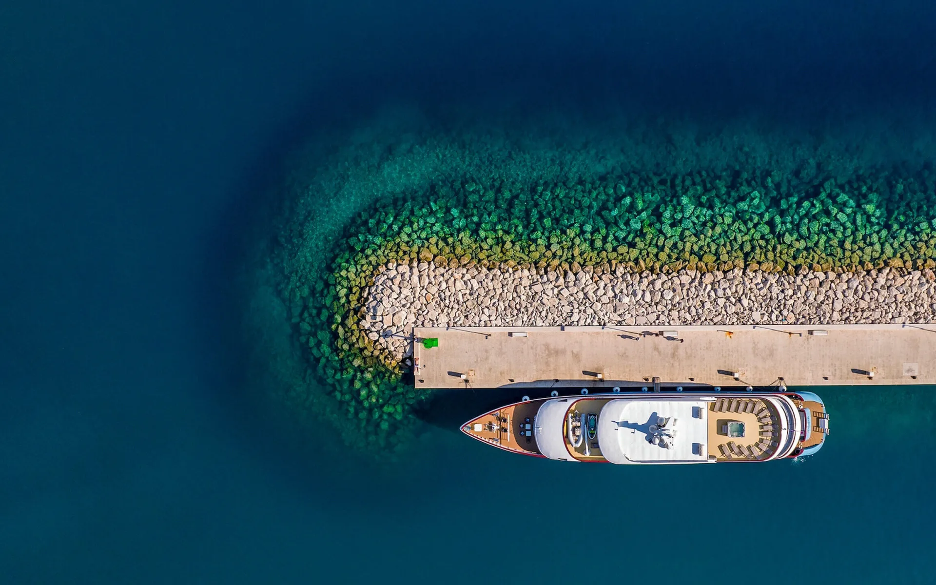 Your yacht charter expert_goolets