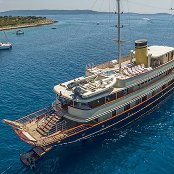 CASABLANCA Anchored