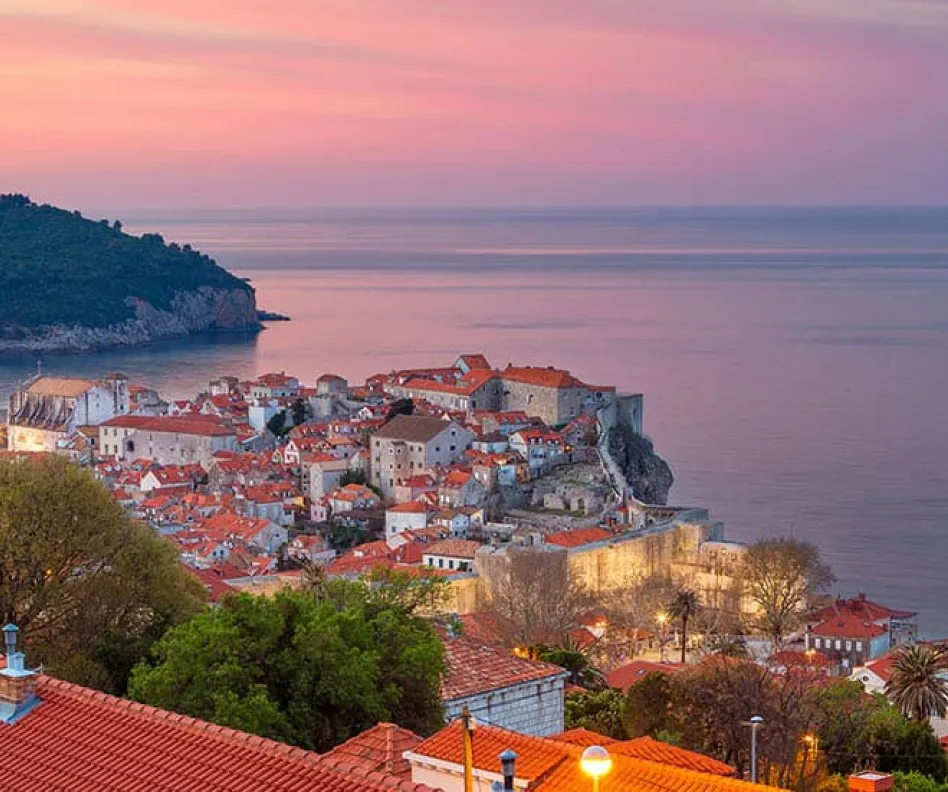 Dubrovnik-Croatia.-Beautiful-romantic-old-town-of-Dubrovnik-during-sunrise