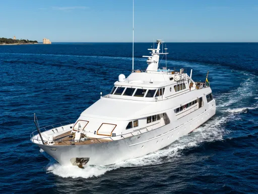 STAR OF THE SEA Cruising