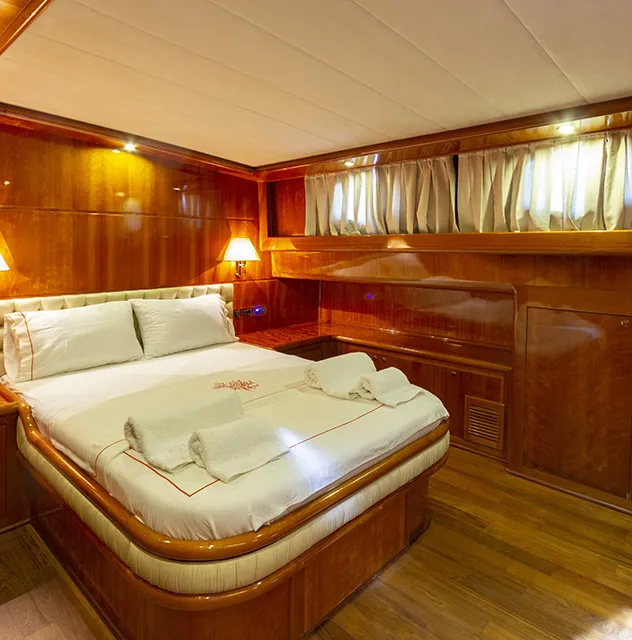 SILVER MOON Double cabin