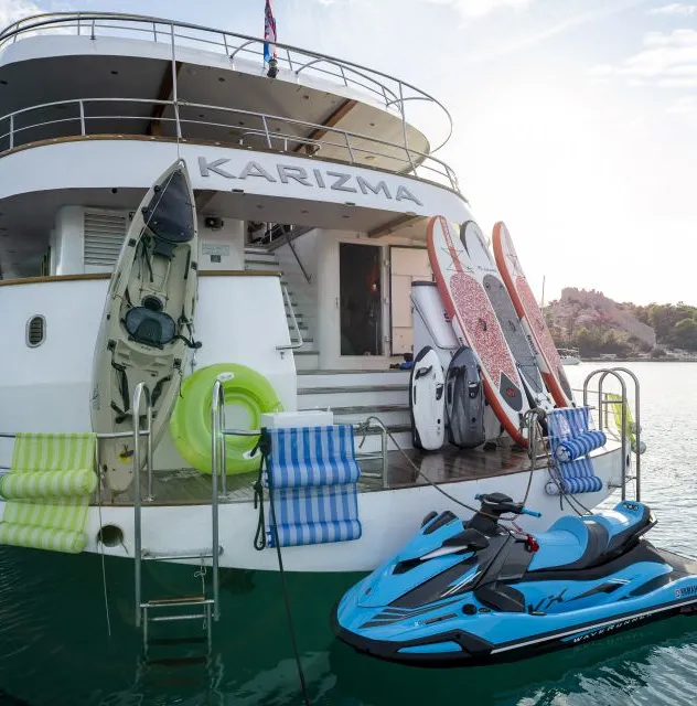 Water toys Karizma
