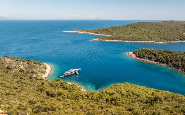 all inclusive yacht charter