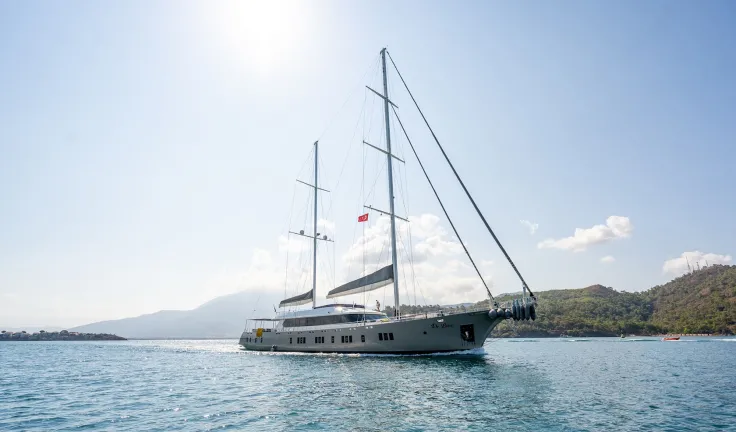 DE LOVE Cruising
