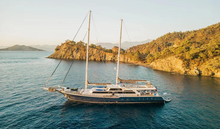ESMA SULTAN Anchored