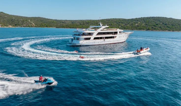 Karizma Water Sports