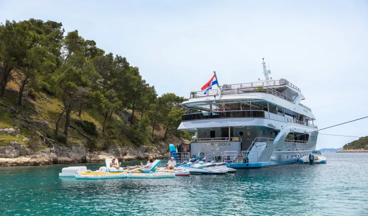 Why Chartering a Yacht in Croatia For a Week is Better Than Spending 7 Nights in a Hotel