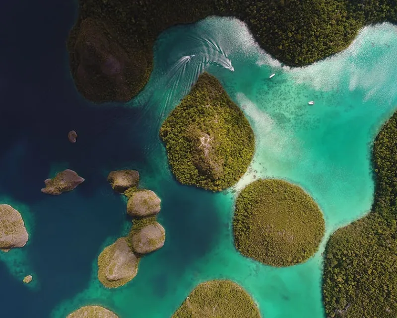 Aerial-shot-of-the-Wayag-Islands-Raja-Ampat-West-Papua-Indonesia