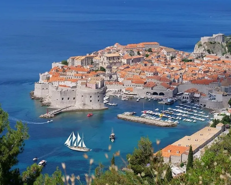 Klara in Dubrovnik CROP