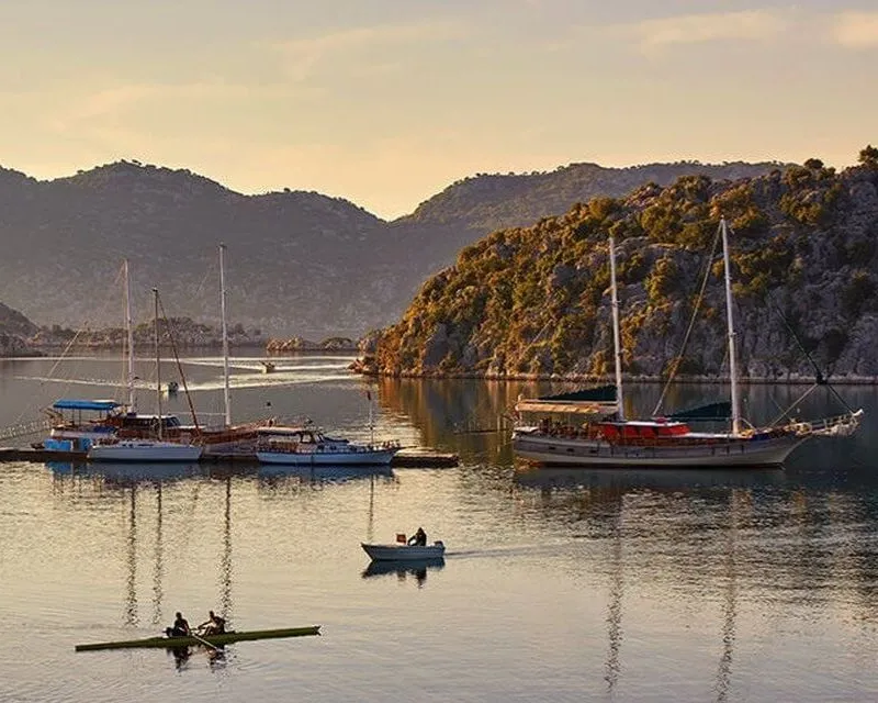 Magical cruise toward the sunken city