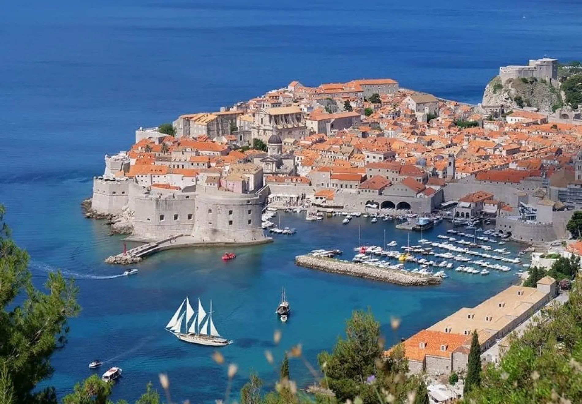 Klara in Dubrovnik CROP