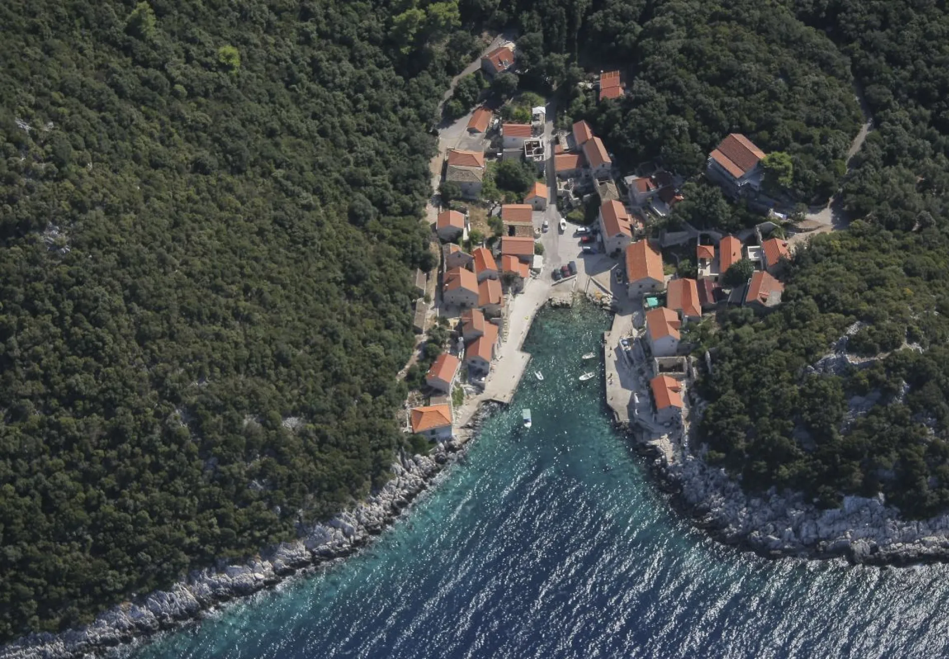 LASTOVO